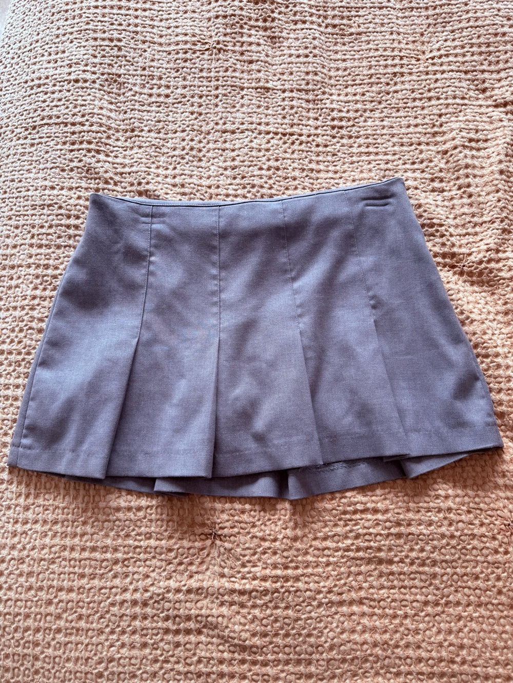Abercrombie Pleated Mini Skirt Grey with Shorts